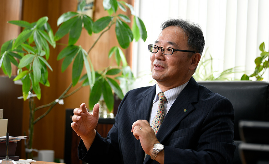 代表取締役社長 石本 隆一